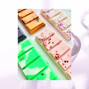 Decadant inspired by perfume