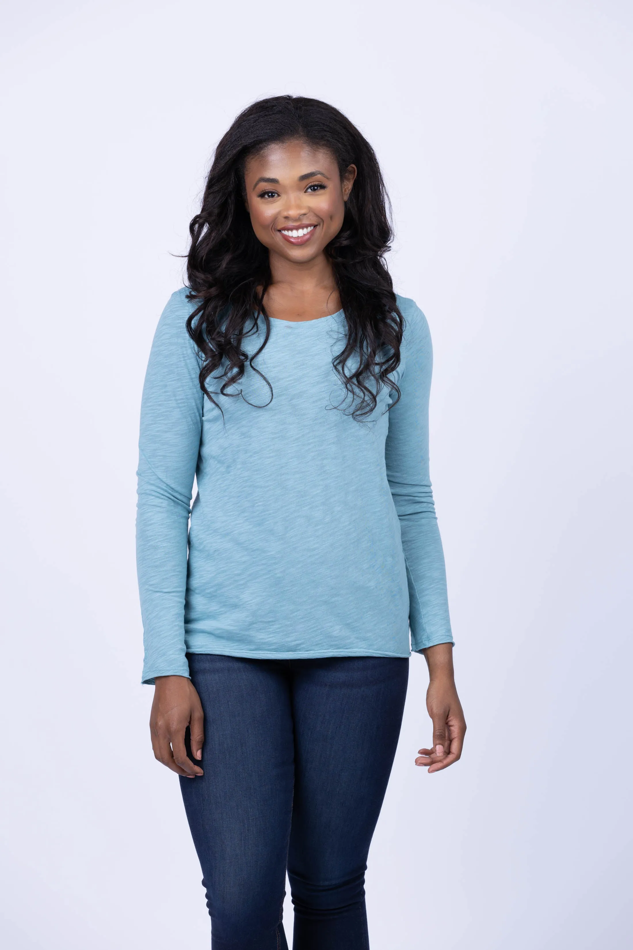 Dylan Long Sleeve Modern Crew in Peacock