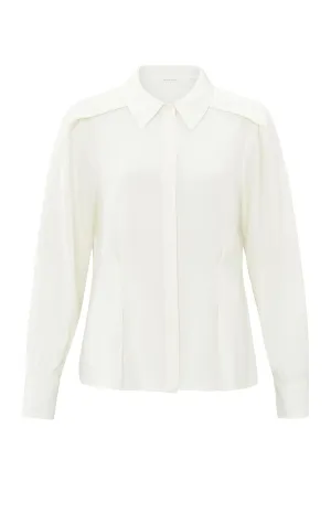 Fitted blouse with long sleeves and shoulder accents