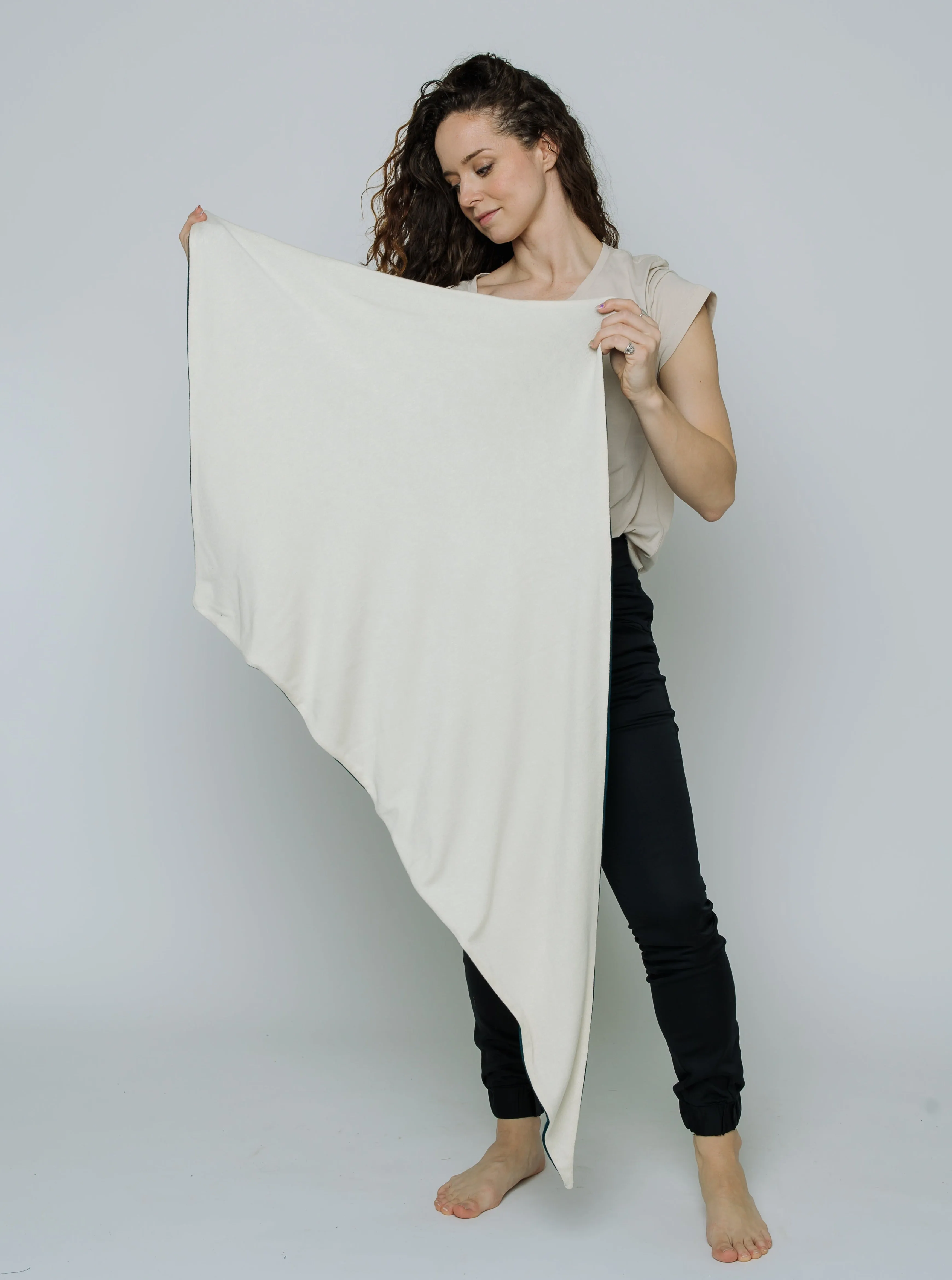 Sara 2-Tone Wrap Scarf (Evergreen   White)
