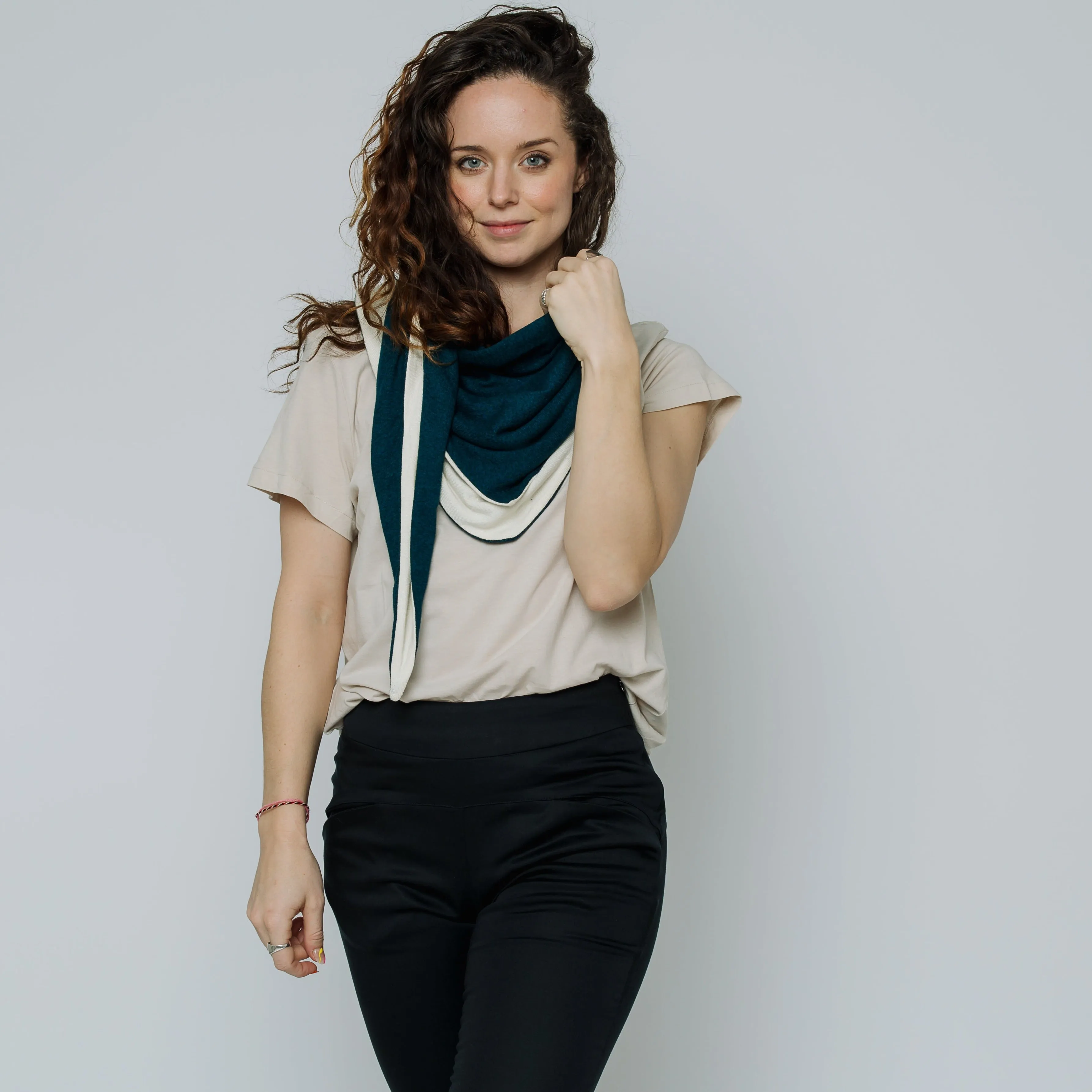 Sara 2-Tone Wrap Scarf (Evergreen   White)