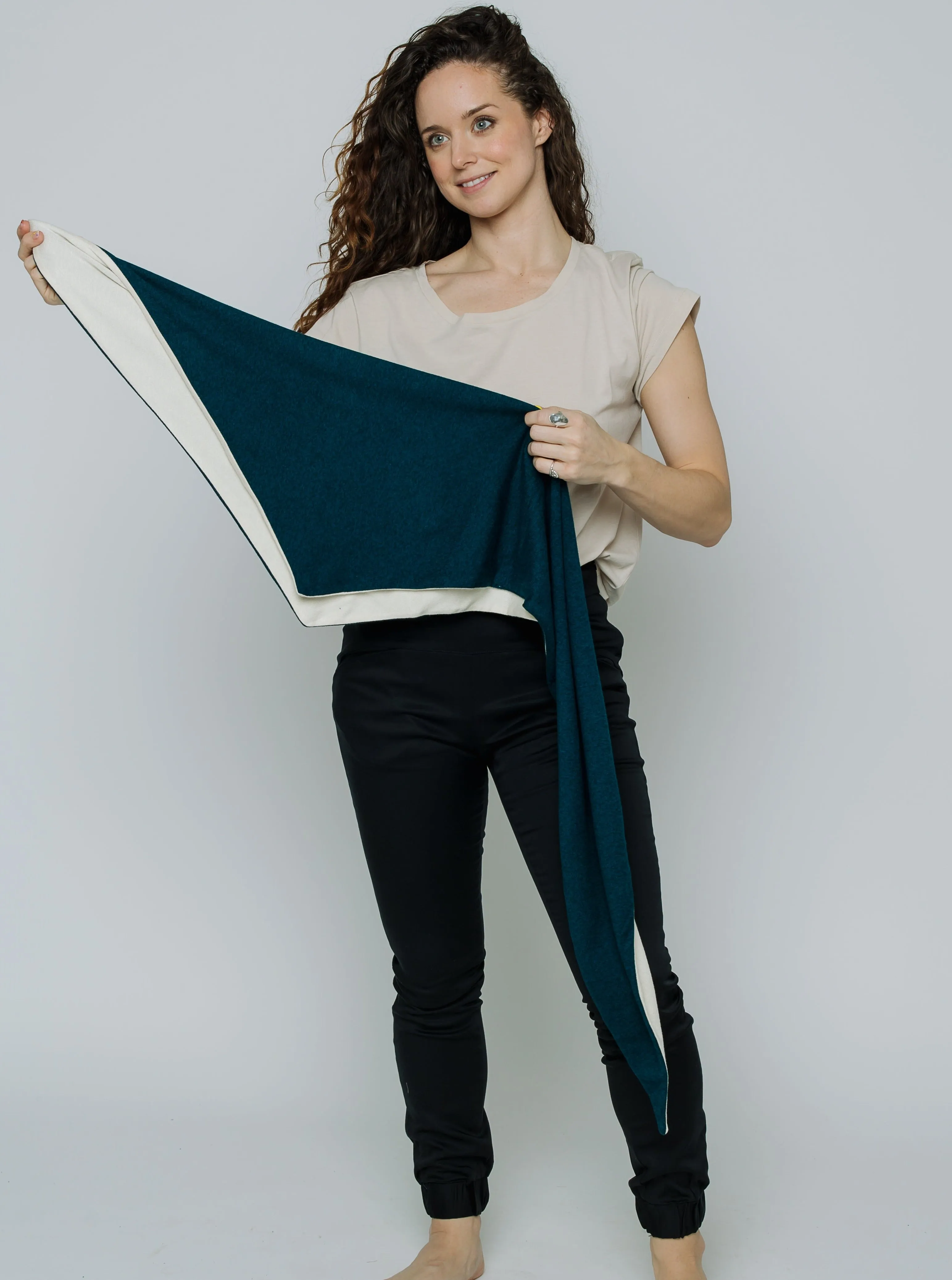 Sara 2-Tone Wrap Scarf (Evergreen   White)